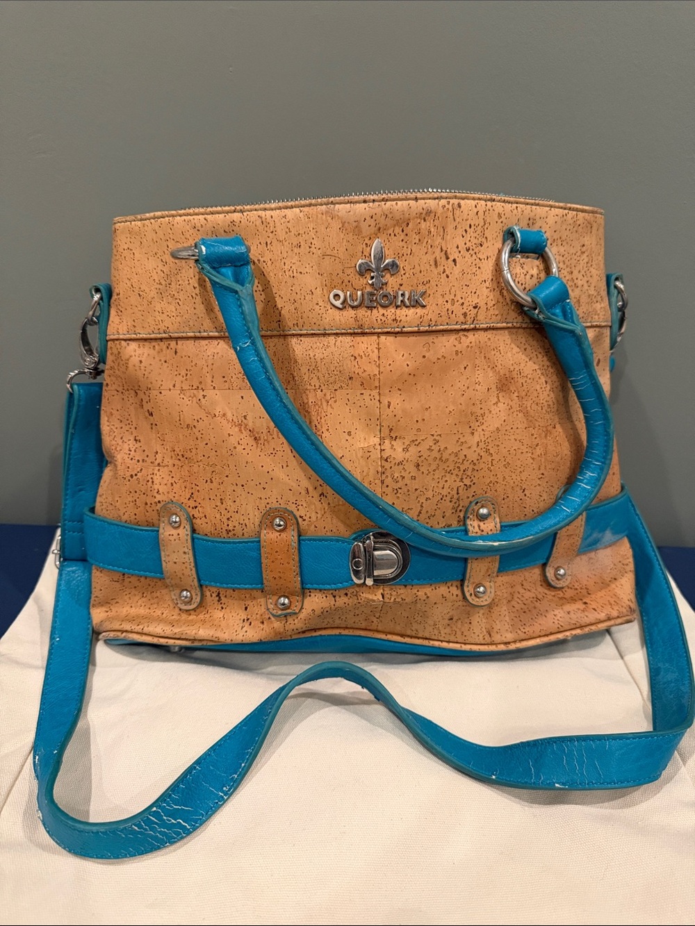 Queork Tan and Turquoise Shoulder Bag with Wide Strap (Louisiana NOLA brand)